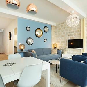 Residence Tour Eiffel By Studio Prestige